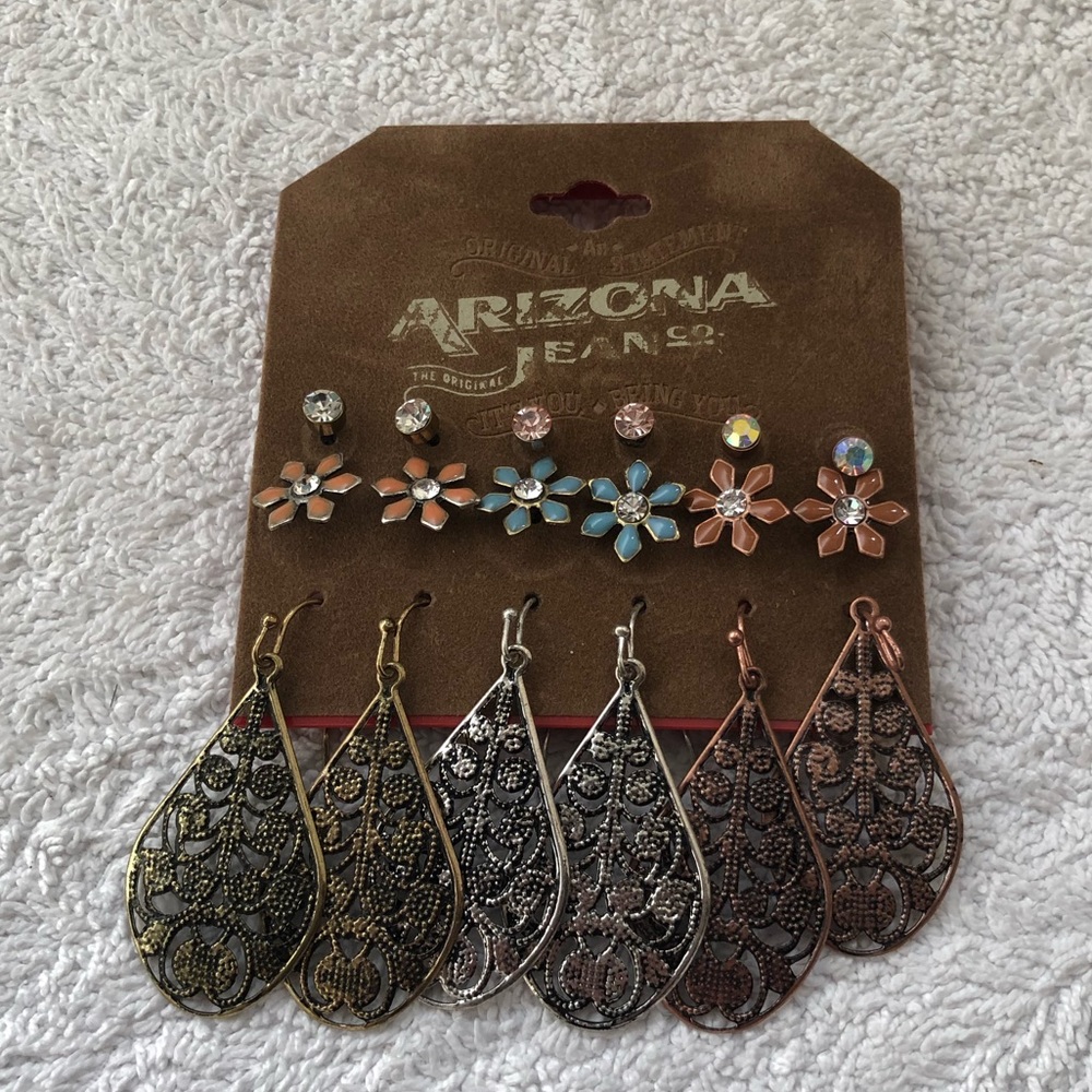 Earrings Set